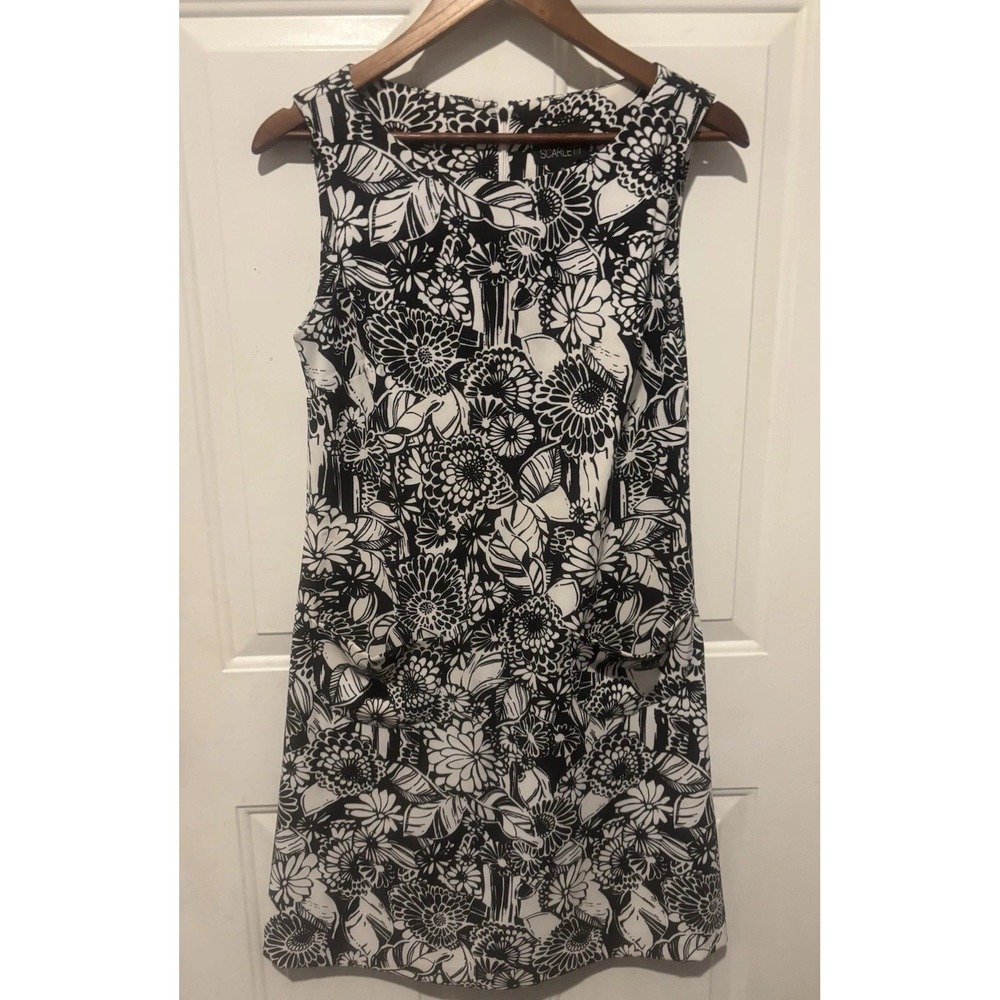 Scarlett Dress Women's Sleeveless Floral Black & White Pockets Size 8